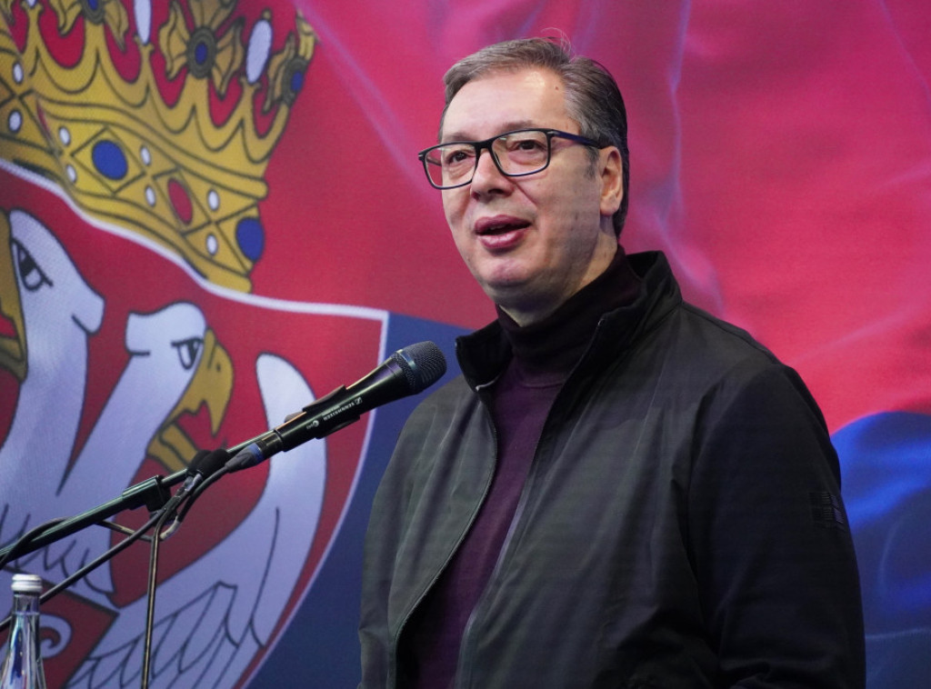 Vučić se sutra sastaje s ambasadorima Mađarske i Slovačke