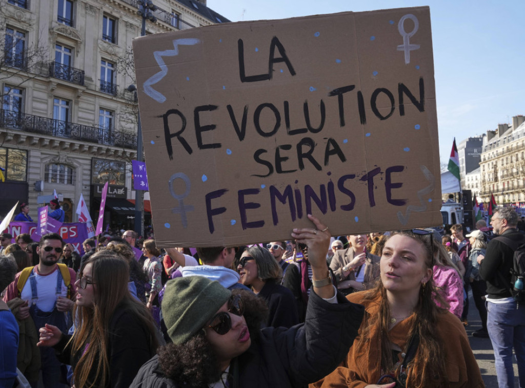 U Parizu održane demonstracije za ženska prava