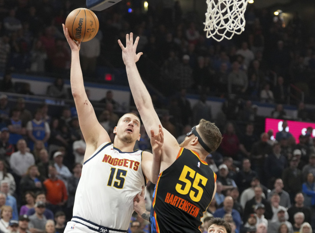 NBA: Jokić na asistenciju od tripl-dabla u porazu Denvera od Oklahome