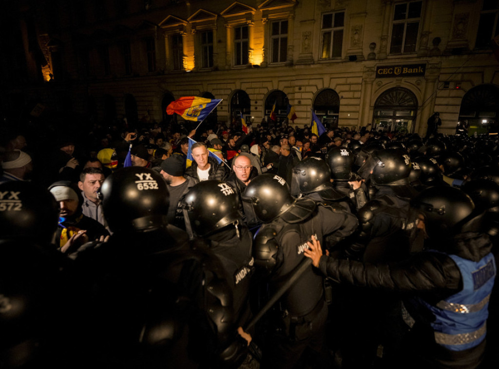 Protest u Bukureštu nakon odluke CIK-a da odbije kandidaturu Kalina Đorđeskua