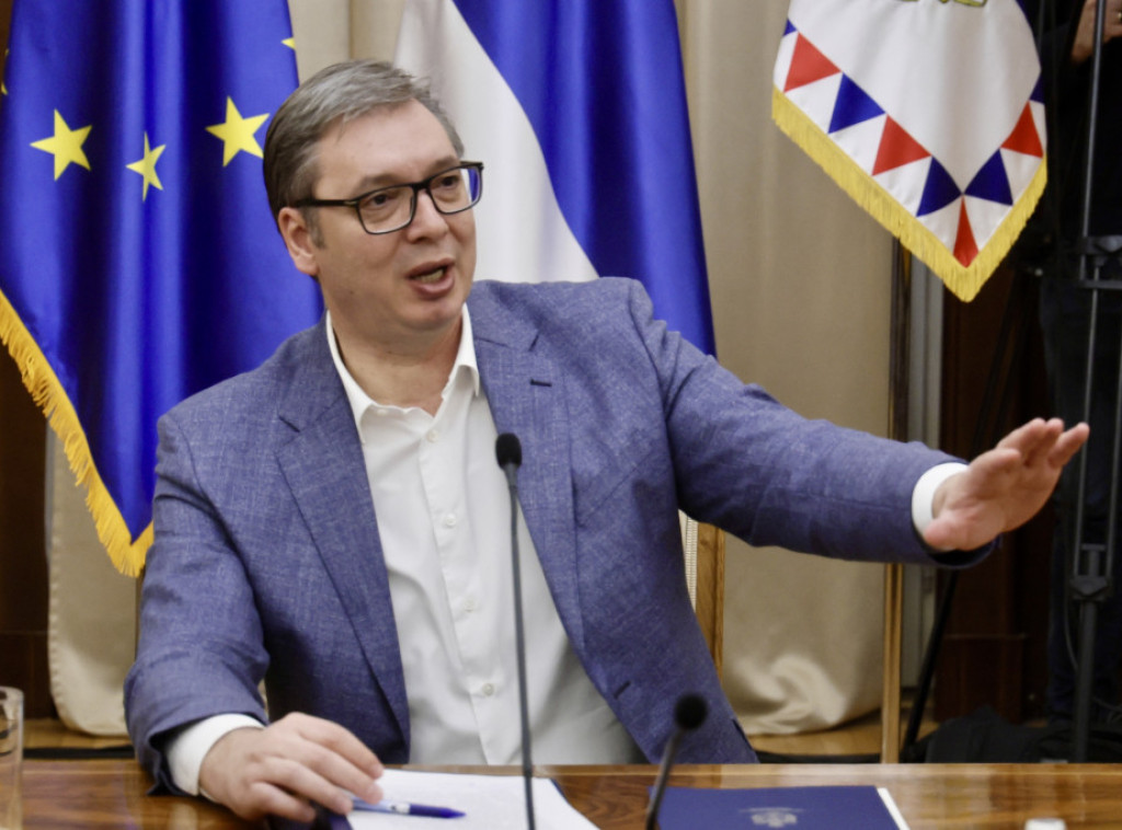 Vučić: Protesti ugrožavaju kreditni rejting Srbije